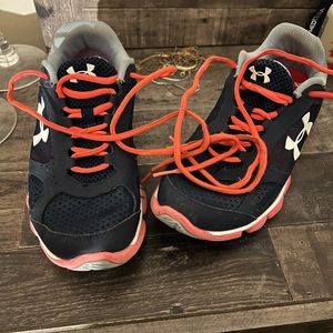 Under Armour women’s sneakers